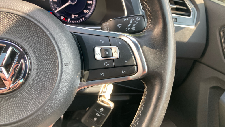 Volkswagen Tiguan 2.0 TDi 150 4Motion R-Line 5dr Diesel Estate